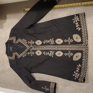 Theresa Renz - Silk , Embroidered blazer.  NEW